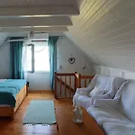 Szoloskert Vendeghaz Badacsony * バダチョニトマイ