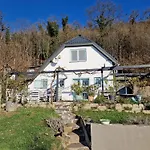 別荘 Szoloskert Vendeghaz Badacsony バダチョニトマイ